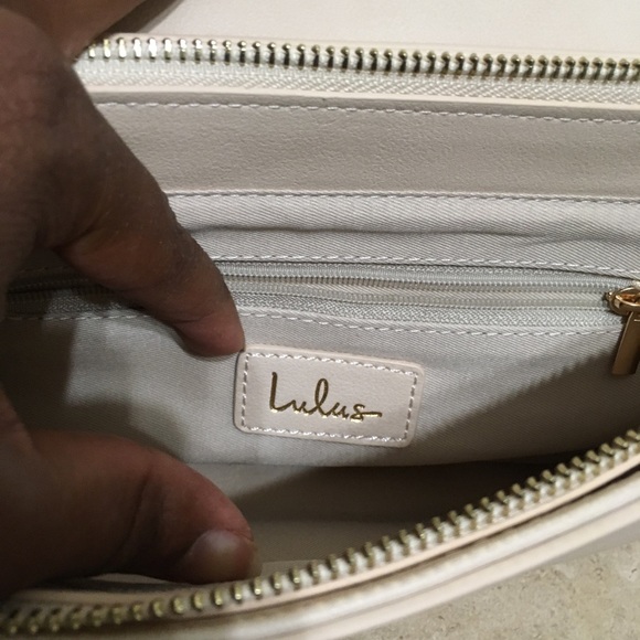 Lulus Purse - Picture 4 of 5